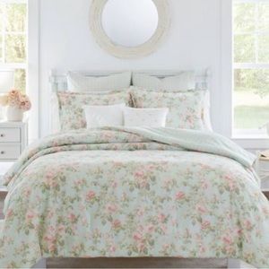 RACHEL ASHWELL SHABBY CHIC SAGE  PETITE FLORAL 3PC QUEEN COMFORTER SET